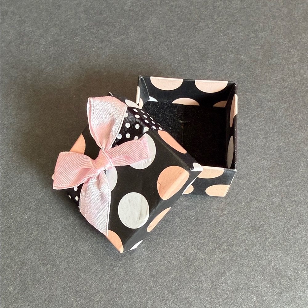 Polka Dot Gift Box with Pink Bow (Empty)